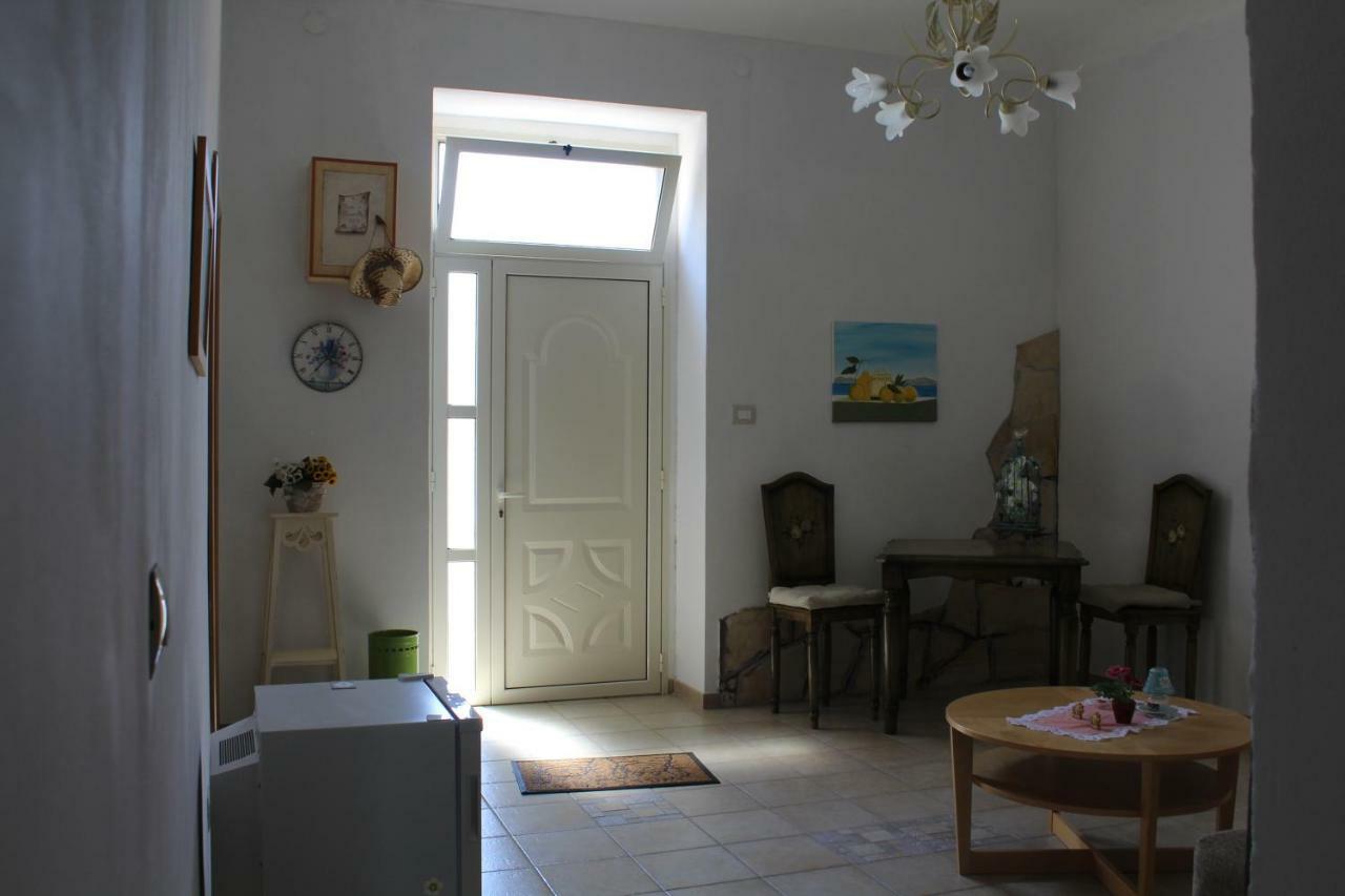 Fiori E Coccole Bed & Breakfast Noto Bagian luar foto