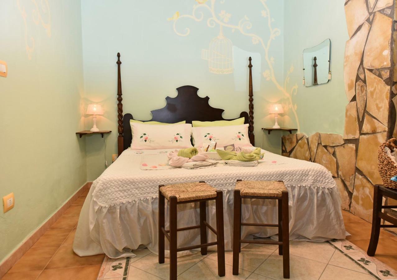 Fiori E Coccole Bed & Breakfast Noto Bagian luar foto
