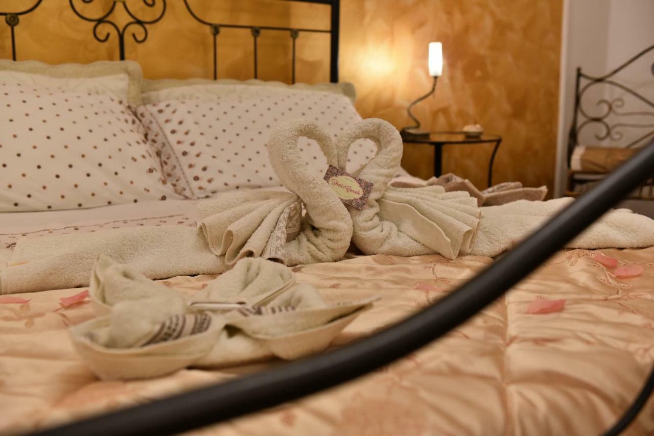 Fiori E Coccole Bed & Breakfast Noto Bagian luar foto