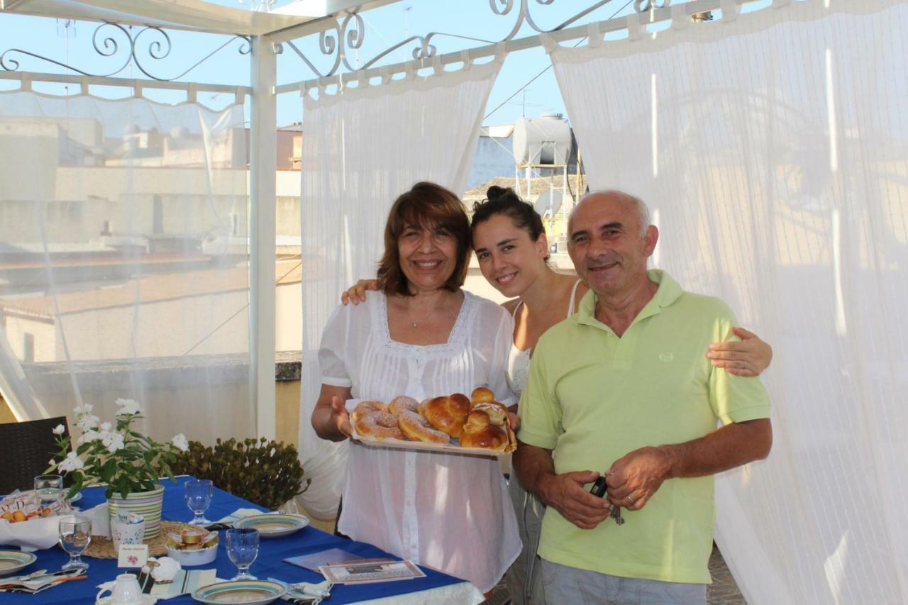 Fiori E Coccole Bed & Breakfast Noto Bagian luar foto